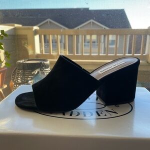 Steve Madden Dalis slip on heel